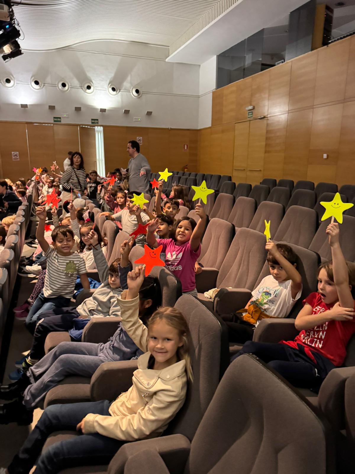 Primer ciclo va al teatro.
